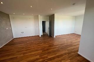 Wohnung kaufen in 97215 Uffenheim, Uffenheim - Sonnendurchflutete Eigentumswohnung im Neubau 4% afa