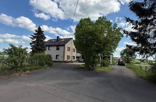 Haus kaufen in 54597 Pronsfeld, Pronsfeld - Resthof mit zwei Wohneinheiten 2,9ha Pferdehaltung ruhige Lage