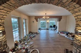 Einfamilienhaus kaufen in 35094 Lahntal, Lahntal - Einfamilienhaus mit Einliegerwohnung in ruhiger Sackgassenlage