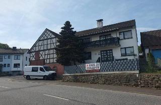 Haus kaufen in 36358 Herbstein, Herbstein - Ein- bis Zweifamilienhaus mit Werkstatt Sauna und 2 Garagen