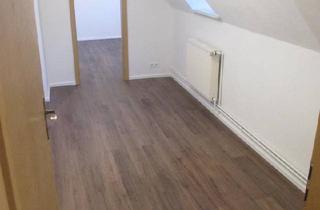 Wohnung kaufen in 06449 Aschersleben, Aschersleben - 3-Zimmer Wohnung mit Keller,Garage und Gartenfläche.Modernisiert.