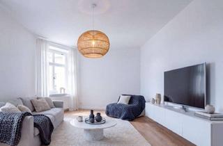 Wohnung kaufen in Palisadenstraße 57, 10243 Friedrichshain, Lichtdurchflutet, saniert und bezugsfertig: Große Wohnung im Vorderhaus I nahe Karl-Marx-Allee