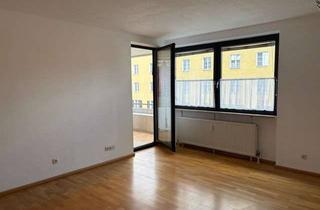 Wohnung kaufen in 95444 Altstadt, Schöne helle 3-Zi. Wohnung