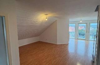 Wohnung kaufen in Ruhbergstr. 14, 69242 Mühlhausen, Preisreduzierung: Helle Maisonette Wohnung mit Balkon in Mühlhausen sucht neue Besitzer