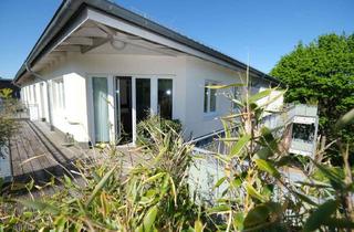 Penthouse kaufen in 24340 Eckernförde, 3 Zimmer-Penthousewohnung in ruhiger zentraler Innenstadtlage mit schönem Blick ins Grün.