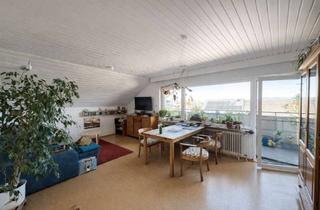 Wohnung kaufen in 79232 March, Gut geschnittene Dachgeschosswohnung mit Sonnenbalkon und Vogesensicht in idyllischer Lage