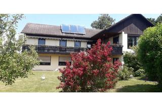 Wohnung kaufen in Ringstr., 83355 Grabenstätt, 2-Zimmer-Wohnung mit großer Terassse und großem Garten; Landhaus mit nur 4 Wohneinheiten
