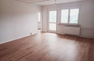 Wohnung mieten in Keplerstraße 20, 08248 Klingenthal, 4-Raum-Wohnung mit Balkon im 4.OG, frisch saniert mit XXL-Balkon und TOP-Aussicht!
