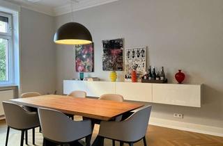 Wohnung mieten in Mittelweg, 60318 Nordend-West, Möblierter Altbau im Nordend mit Balkon, Stuckdecken, Fischgrätparkett, Möbeleinbauten