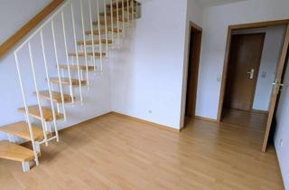 Wohnung mieten in Fasanenstraße 12, 08209 Auerbach, urgemütliche 2-Raum-Maisonette mit Einbauküche in kleinem, ruhigen Haus