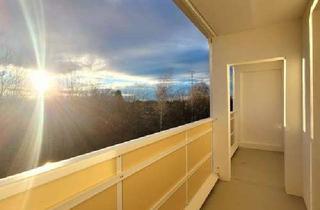 Wohnung mieten in Mendelejewstr 44, 09599 Freiberg, 4 Zimmer, Balkon, toller Ausblick