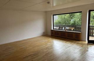 Wohnung mieten in Fischergasse, 79822 Titisee-Neustadt, Frisch modernisiertes Schmuckstück mit Schwarzwald-Blick in Titisee!