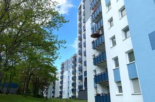 Wohnung mieten in Grazer Weg 38, 60599 Oberrad, Sanierte 3-Zimmerwohnung mit Balkon