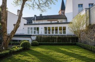 Wohnung mieten in 53721 Siegburg, Direkt im Zentrum: 4-Zimmer-Wohnung mit großzügiger Terrasse und viel Wohnfläche