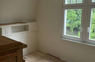 Wohnung mieten in Burger Landstraße 193, 42659 Burg, Viel Platz in Solingen: Moderne 4-Zimmer-Wohnung mit Balkon