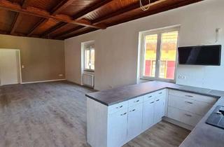 Wohnung mieten in Talstr. 34, 79400 Kandern, Großzügige 4-Zimmer-Wohnung mit 3 Badezimmern und historischem Charme in Kandern-Holzen