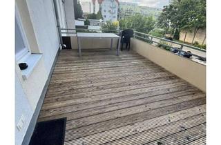 Wohnung mieten in Bergstraße, 39116 Sudenburg, Traumwohnung mit großer Dachterrasse ab 1.6.2026 frei