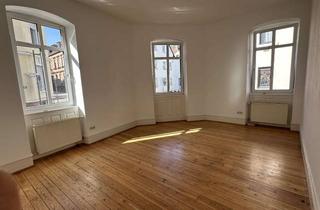 Wohnung mieten in Jahnstraße 16, 67434 Neustadt, Helle Altbauwohnung in zentraler Lage- 4ZKB