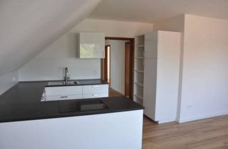 Wohnung mieten in Breslauer Str. 40, 31582 Nienburg, Helle DG-Wohnung mit schicker Einbauküche, neuem Bad und Garage