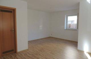 Wohnung mieten in Bockauer Straße 32, 08280 Aue, Singlewohnung, neu renoviert und klein aber sehr gemütlich, in Aue/Erzgebirge zu vermieten!