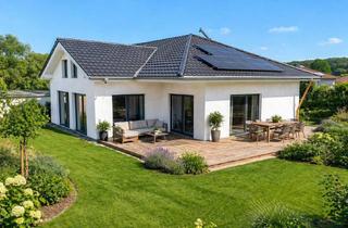 Haus kaufen in 57627 Hachenburg, Ebenerdig Naturnah Energieeffizient – Schlüsselfertig!!! Neubau-Bungalow kurz vor Fertigstell