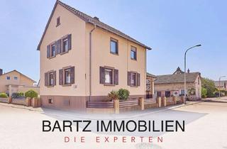Einfamilienhaus kaufen in 76889 Steinfeld, Einfamilienhaus auf weitläufigem Grundstück mit Nutzungsperspektive