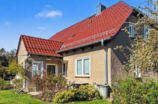 Doppelhaushälfte kaufen in 18196 Dummerstorf, Sanierbare Doppelhaushälfte auf großem Grundstück in familiärer Umgebung von Prisannewitz