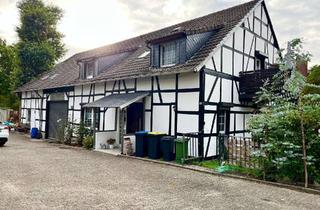 Haus kaufen in Köttersweg, 58239 Schwerte, Ein- Zweifamilienhaus in Schwerte - Holzen mit viel Platz