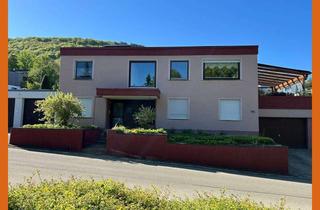 Haus kaufen in 72793 Pfullingen, Großes Haus mit vielfältigen Möglichkeiten in toller Lage von Pfullingen
