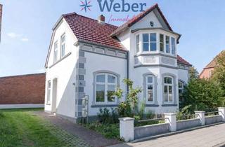 Haus kaufen in 25938 Nieblum, Gewerbe unten, Urlaub oben – smarter kann man Wohnen & Arbeiten kaum verbinden.