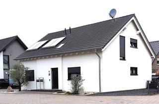 Haus kaufen in 47652 Weeze, Neuwertige Immobilie mit zwei Wohneinheiten