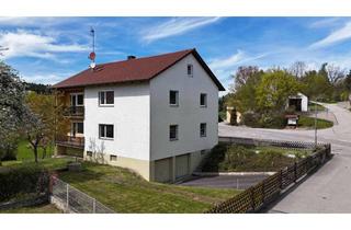 Haus kaufen in 93170 Bernhardswald, Sanierungsbedürftiges Zwei-Familienhaus mit Vollkeller und großem Garten in Bernhardswald