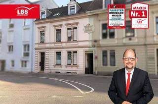 Anlageobjekt in 42651 Solingen-Mitte, Ein charmantes Dreifamilienhaus mit historischem Flair & Wohnkomfort