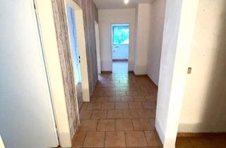 Wohnung kaufen in Jakob-Cremer-Straße, 50226 Frechen, Geräumige Erdgeschosswohnung für Eigennutzer und Kapitalanleger