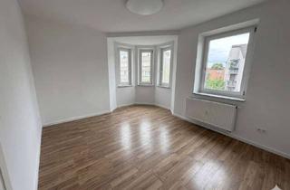 Wohnung kaufen in 86154 Oberhausen, 6,4% RENDITE - Stilvolle 2,5-Zimmer-Wohnung mit Altbaucharme