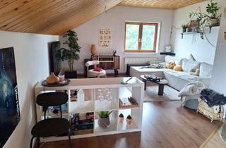 Wohnung mieten in 77767 Appenweier, Helle 3-Zimmer-Dachgeschosswohnung mit Balkon, Einbauküche & Garage