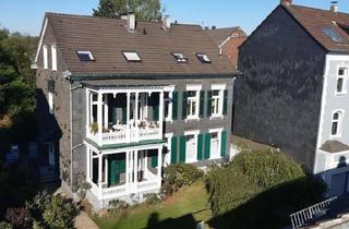Wohnung mieten in Schulstraße 13, 58332 Schwelm, Altbauwohnung mit zwei Balkonen in der Schwelmer Innenstadt