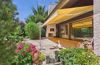 Villa kaufen in 85051 Ingolstadt, Repräsentative Unternehmer-Villa mit DG-ELW und Atelier in hervorragender und ruhiger Wohnlage