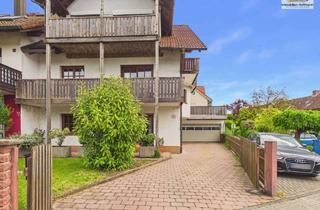 Haus kaufen in 63768 Hösbach, Exklusives Zweifamilienhaus mit 68 m² Dachterrasse, 4 Balkonen & Doppelgarage