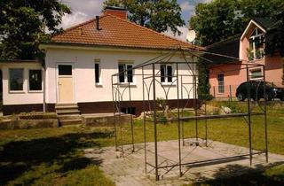 Haus mieten in Herthastraße, 16540 Hohen Neuendorf, Mädchenviertel! Nettes Haus mit riesigem Garten
