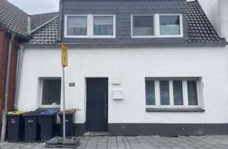 Haus mieten in Neusser Landstraße 303, 50769 Worringen, Charmantes altes Einfamilienhäuschen in Köln-Worringen