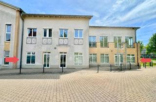 Gewerbeimmobilie kaufen in 96317 Kronach, Großzügige Gewerbeflächen inmitten von Kronach!
