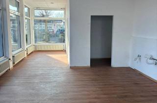 Geschäftslokal mieten in Ernst-Ihle-Str. 11, 34613 Schwalmstadt, helle, repräsentative Gewerbefläche mit toller Schaufensterfront