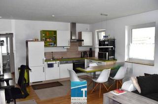 Wohnung kaufen in 85077 Manching, Moderne 2-Zimmer-Wohnung mit Einzelgarage in kleiner Wohnanlage in Manching
