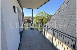 Wohnung kaufen in 97318 Kitzingen, Exklusive Dachgeschoss Wohnung barrierefrei mit traumhaften Blick über Kitzingen