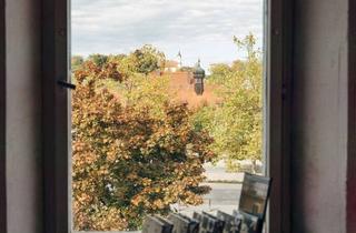 Wohnung kaufen in Am Protzenweiher, 93059 Stadtamhof, Wohnung mit Ausblick in einzigartigem Altbau in Stadtamhof