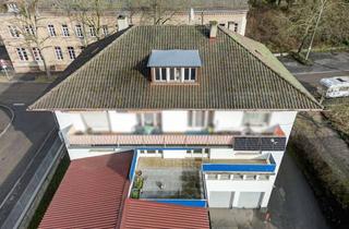 Wohnung kaufen in 75180 Dillweißenstein, Großzügige 5-Zimmer-Wohnung mit Terrasse und Entwicklungspotenzial