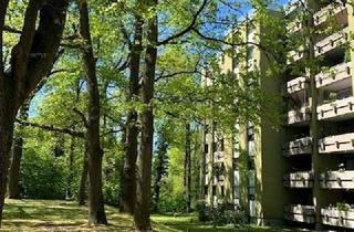 Wohnung kaufen in 90766 Unterfarrnbach, Die Lage macht´s ...Vermietete 3 Zimmer- Wohnung mit Loggia ...