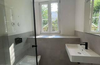 Wohnung mieten in 73728 Esslingen, Moderne 3-Zimmer-Altbauwohnung in Esslingen mit Einbauküche