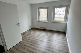 Wohnung mieten in Mozartstr., 07580 Ronneburg, Sanierte 2-Zimmer-Wohnung mit Balkon & optionalem Stellplatz in Ronneburg